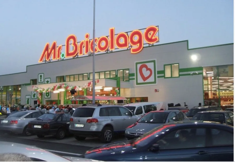 Hypermarket Mr. Bricolage